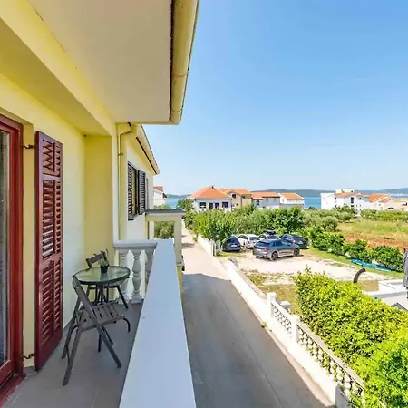 Apartment Awesome In With Wifi *