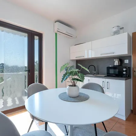 Apartment Awesome In With Wifi