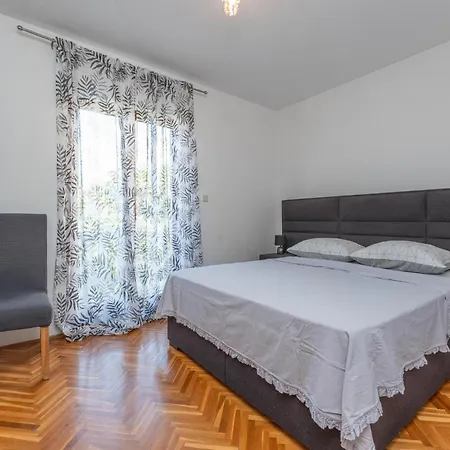 Awesome In With Wifi Apartment Bibinje